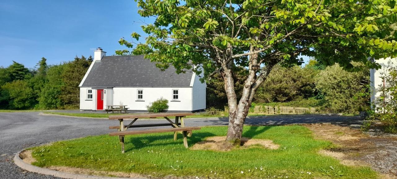 Louisburgh Cottages Luaran gambar